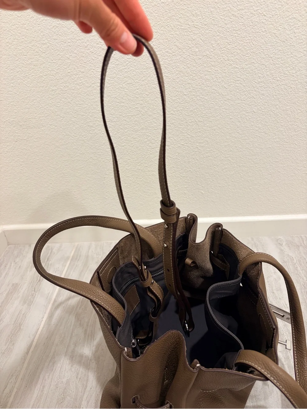 SAOIRSE Belt Soft Structural Shoulder Tote Small